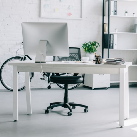 Meja Kantor Custom Desain Masa Kini