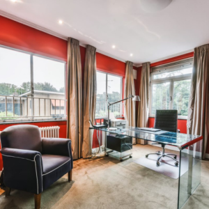 Custom Meja Kantor Kaca