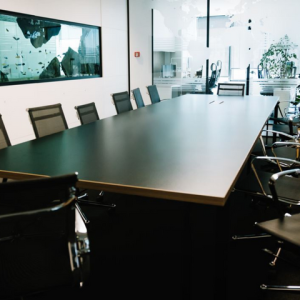 Jasa Custom Meja Meeting Solid