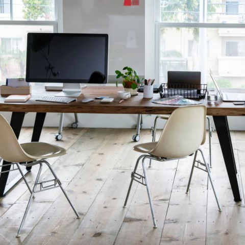 Meja Custom Desain Interior Minimalis